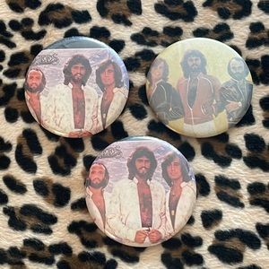 BEE GEES 🎤 Vintage Rock Band Button Pin Pinback Collectible Barry Gibb Disco